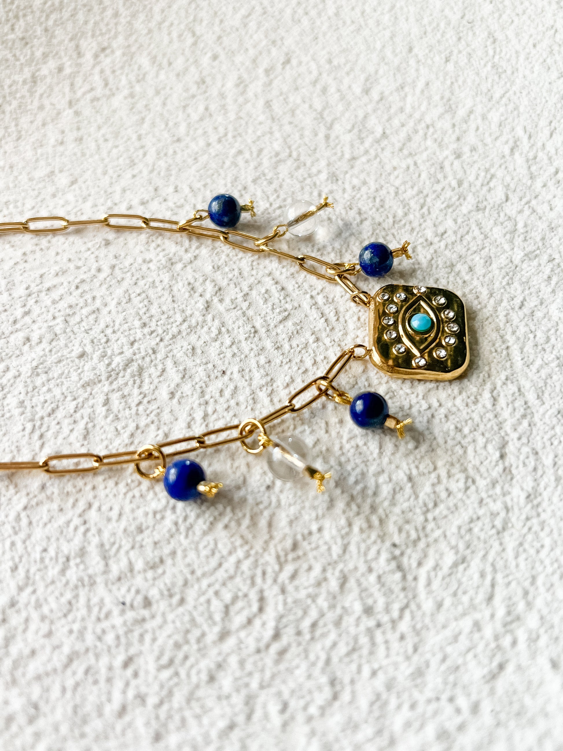 Collier OSIRIS