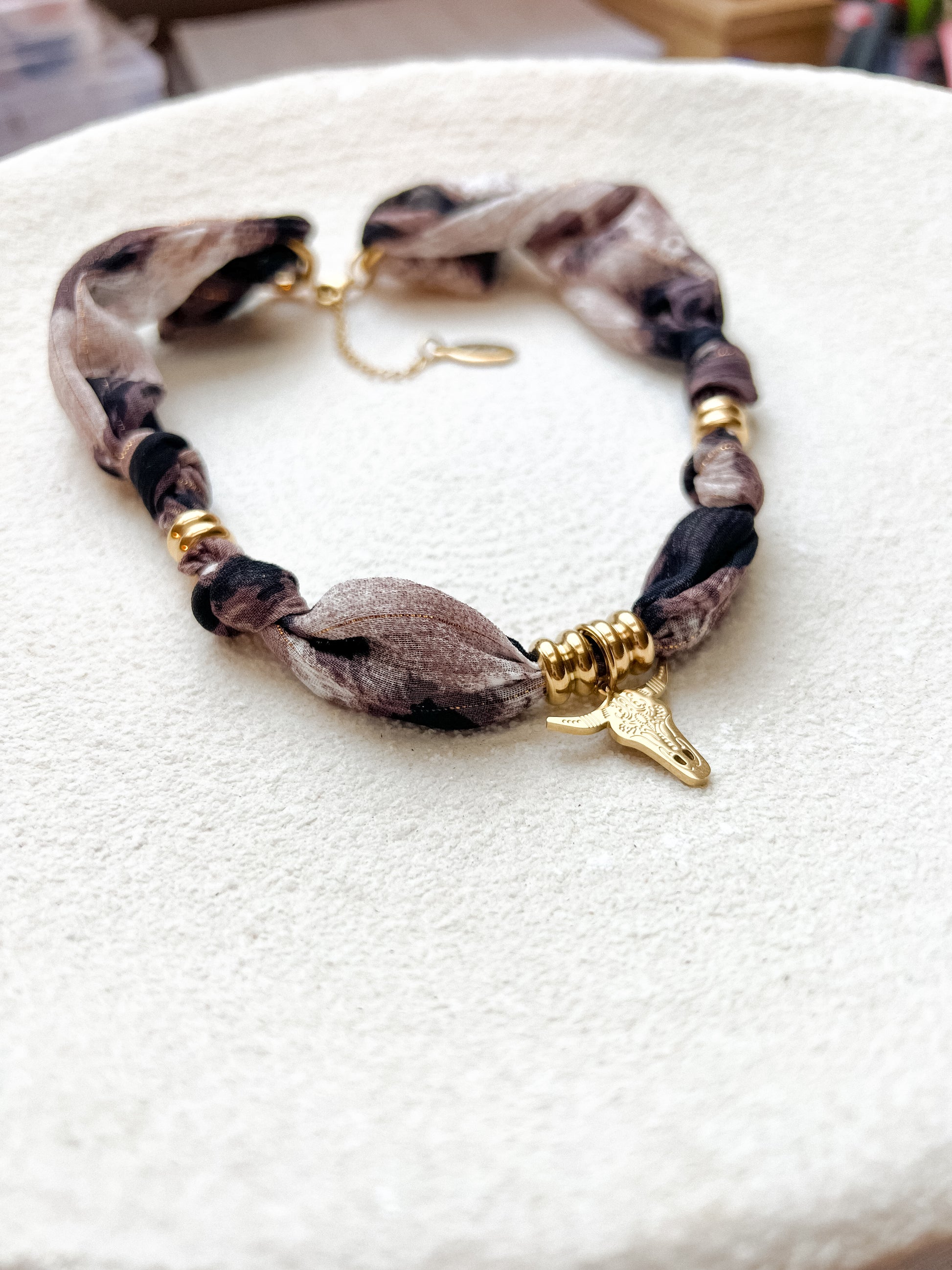 Collier MILA