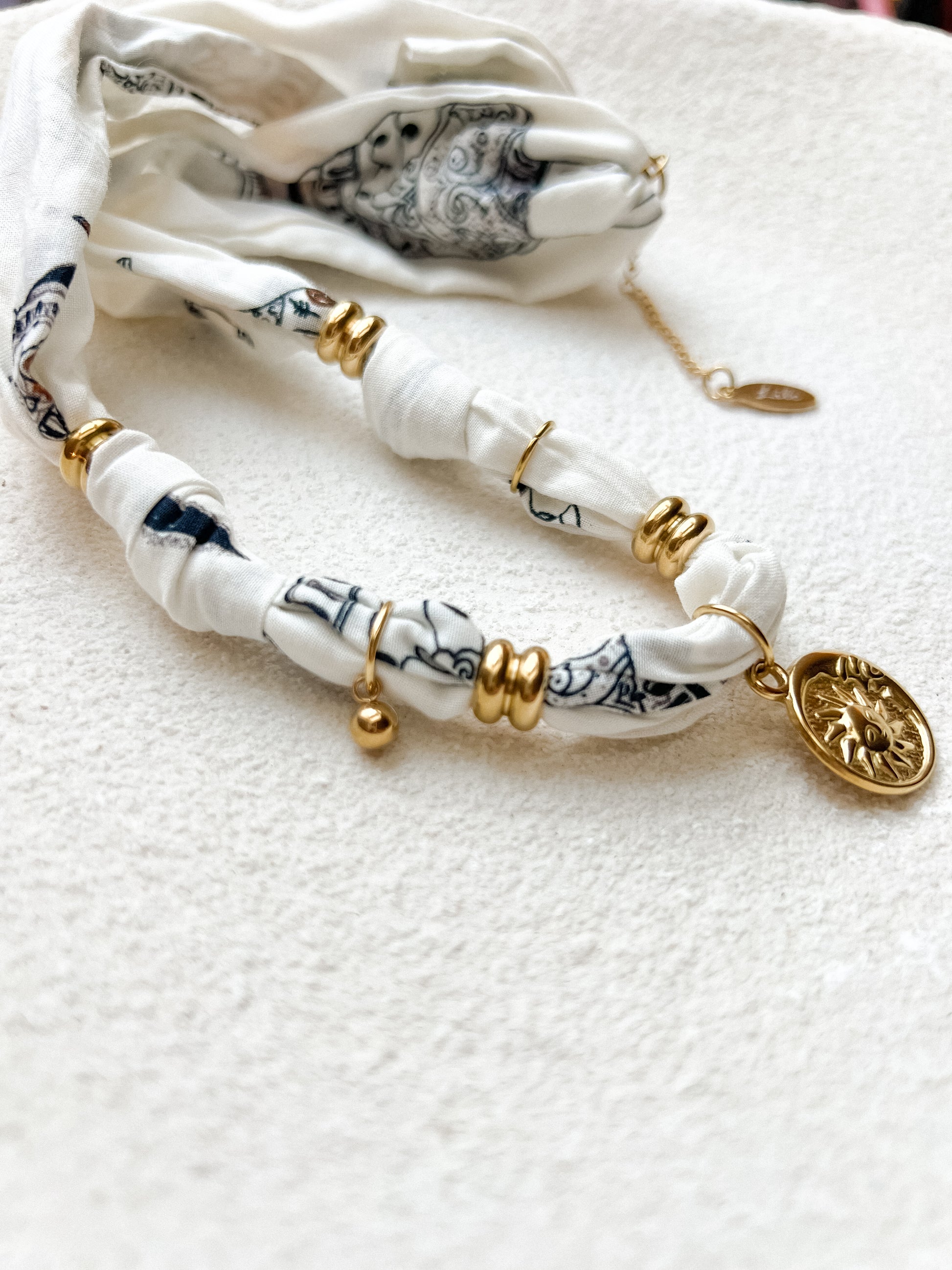 Collier ELIA